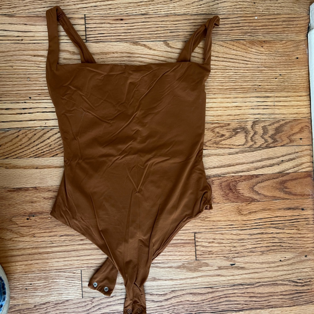 Skims square neck body suit